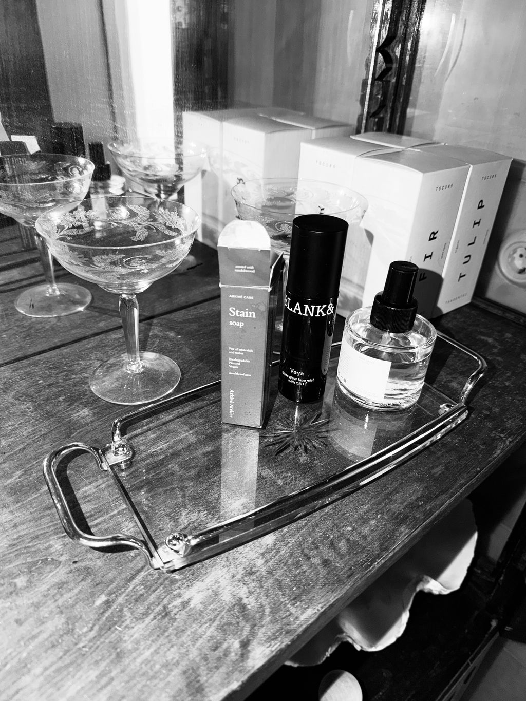 Glass tray