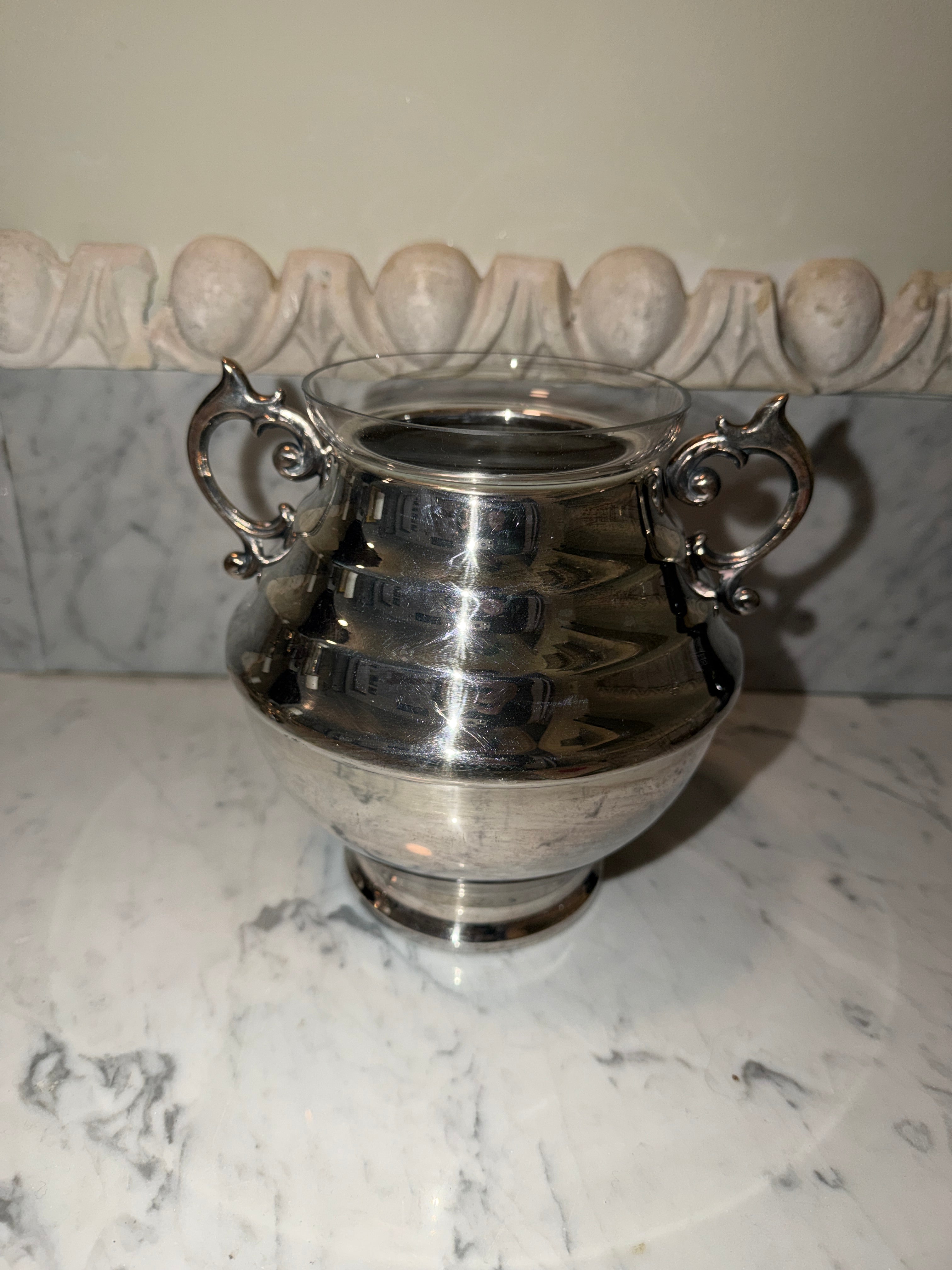 Art deco vase in new silver and glass