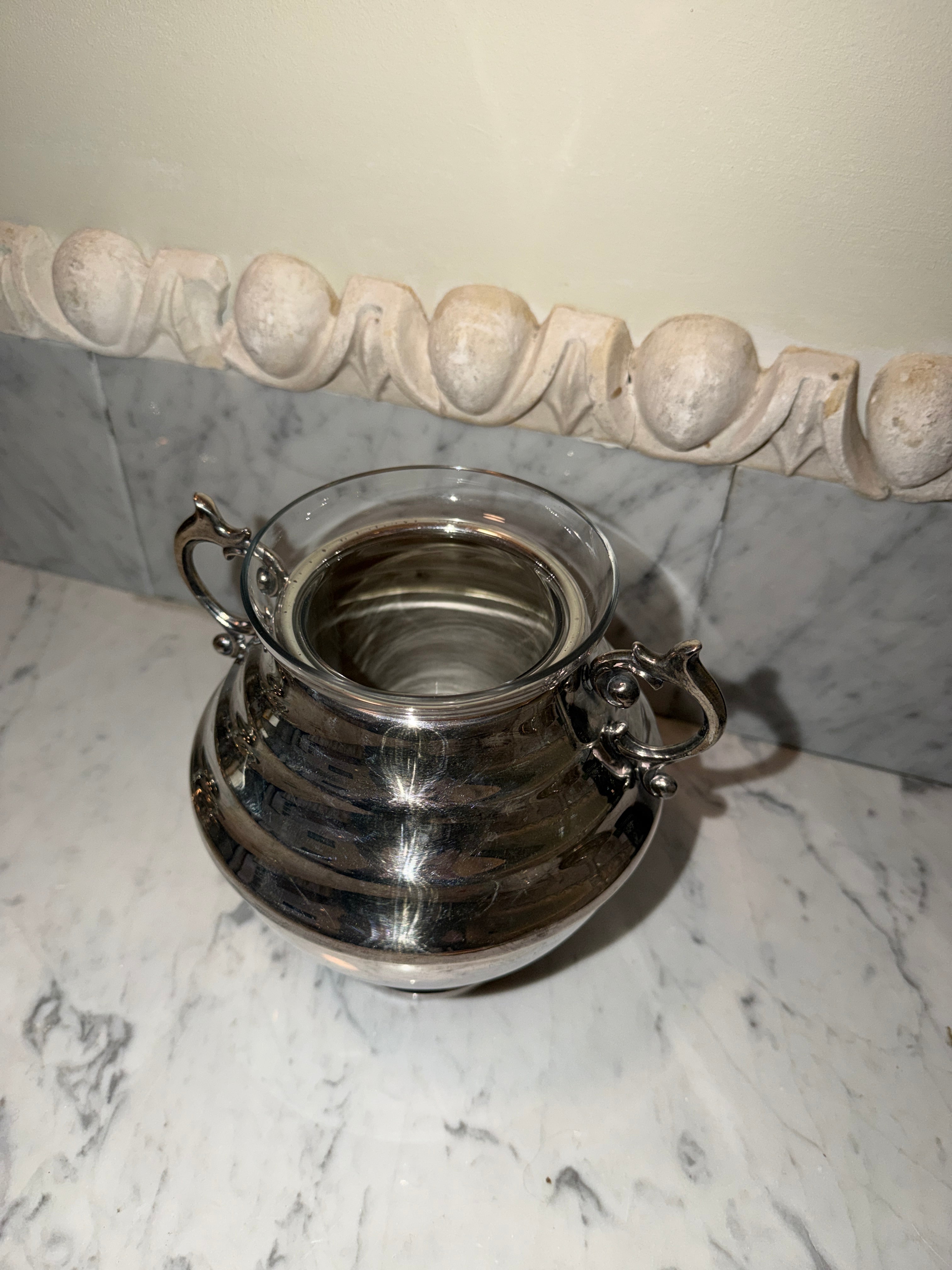 Art deco vase in new silver and glass