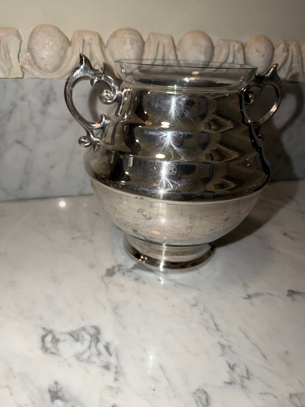 Art deco vase in new silver and glass