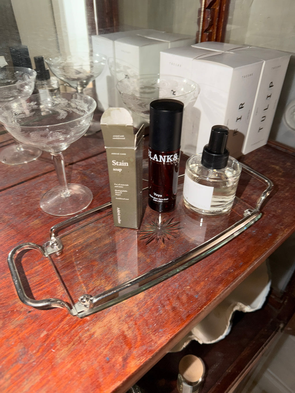 Glass tray