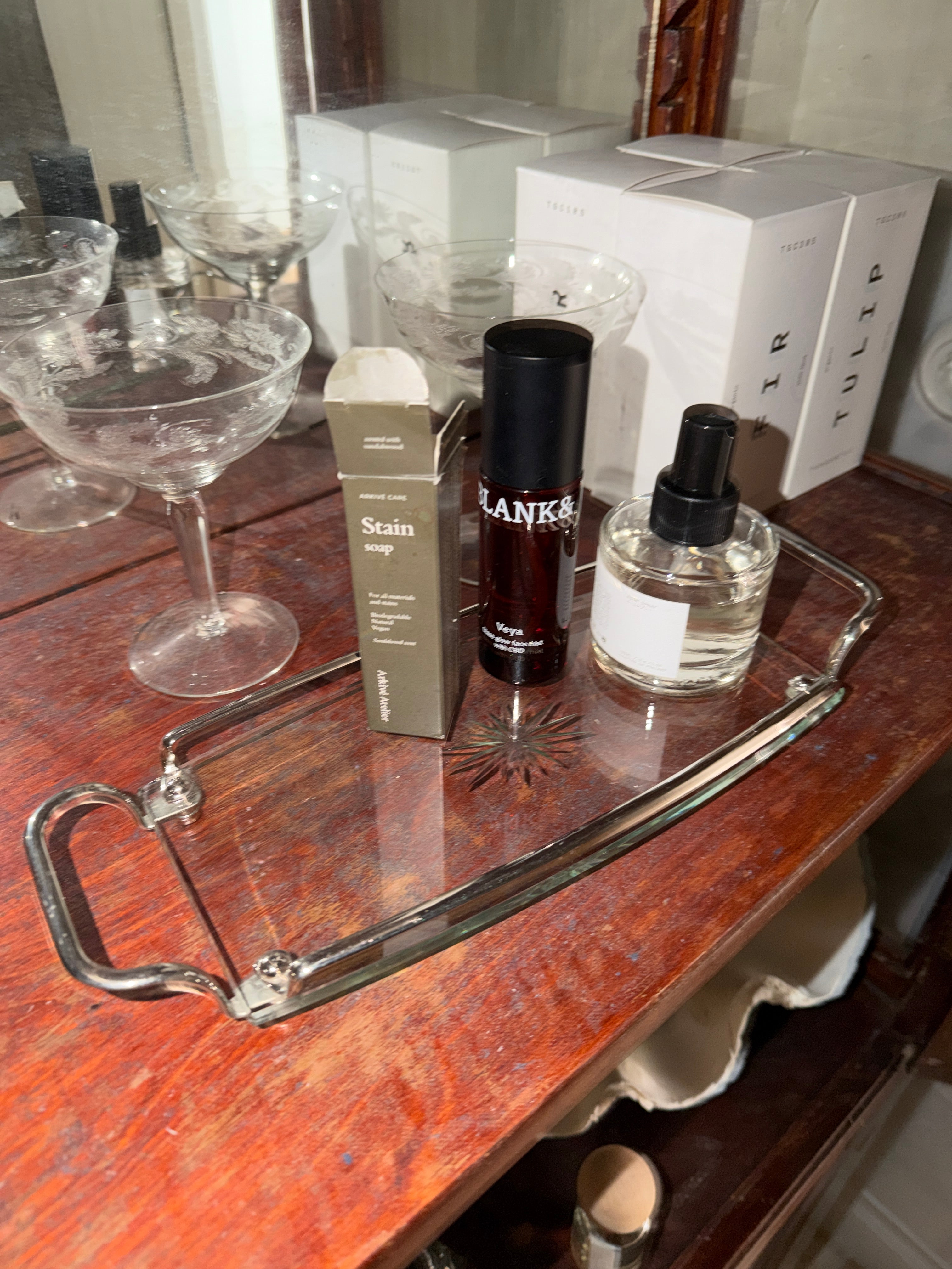 Glass tray
