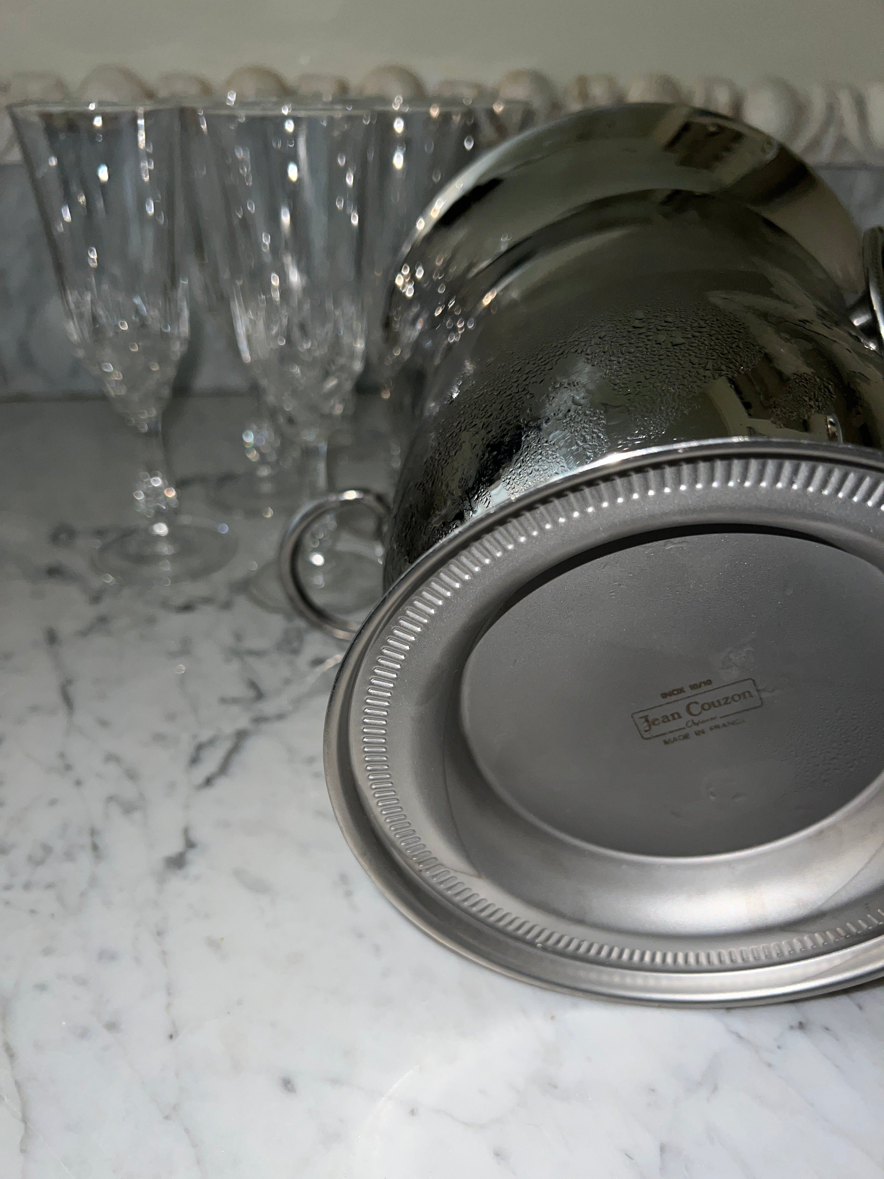 THE CHAMPAGNE  SET