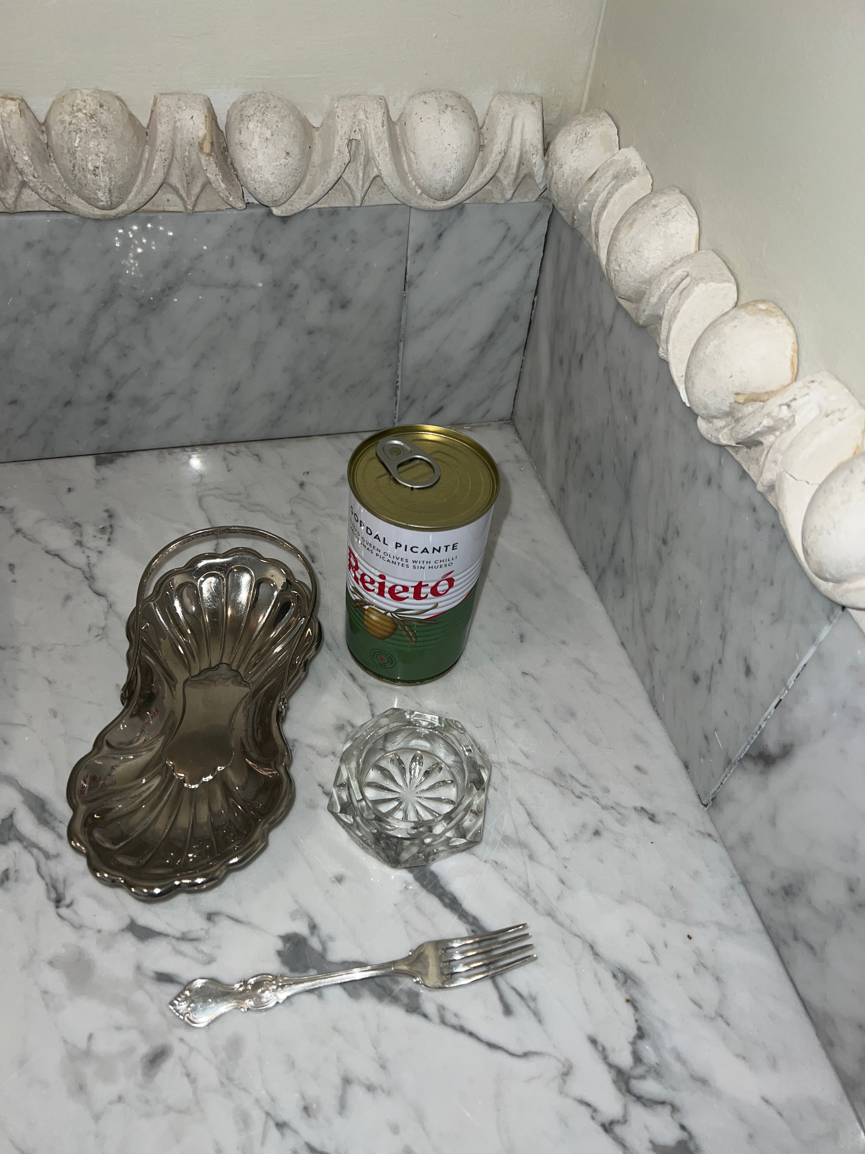 THE OLIVE SET